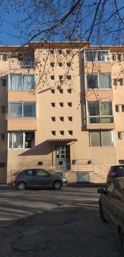 Aux Alyscamps Apartment Arles Ngoại thất bức ảnh